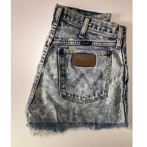 Vintage Wrangler High-Waisted Shorts